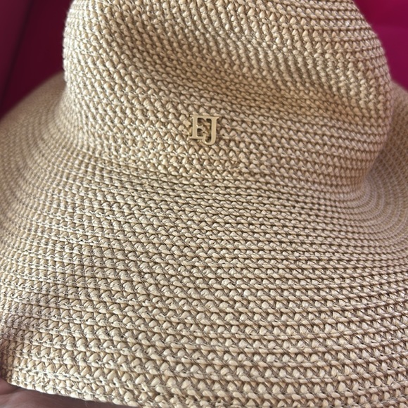 Eric Javits Tan Woven Sun Hat - Picture 2 of 6